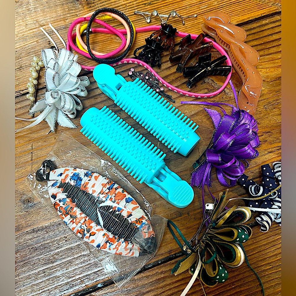 20 piece cute and clean barrette and clip set w/bag